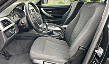 BMW Seria 3 318i Edition Luxury Line Purity full