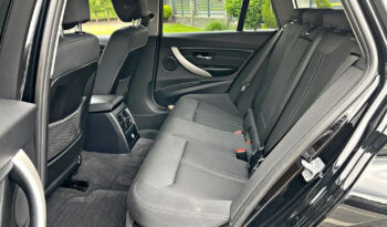 BMW Seria 3 318i Edition Luxury Line Purity full