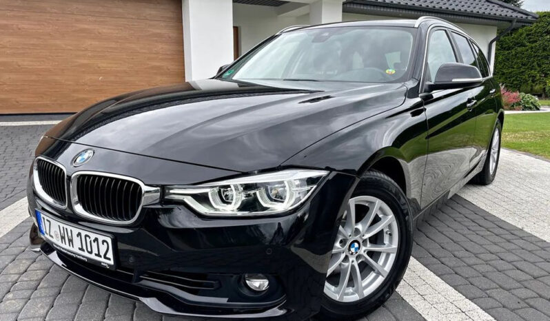 BMW Seria 3 318i Edition Luxury Line Purity full