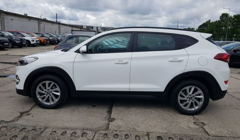Hyundai Tucson full