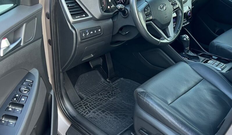 Hyundai Tucson 1.6 Turbo 4WD FULL WERSJA PANORAMA SKÓRA XENON LEDY WENTYLE KAMERA NAVI KEYLESS BLISS GWARANCJA full