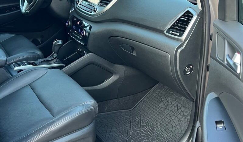 Hyundai Tucson 1.6 Turbo 4WD FULL WERSJA PANORAMA SKÓRA XENON LEDY WENTYLE KAMERA NAVI KEYLESS BLISS GWARANCJA full