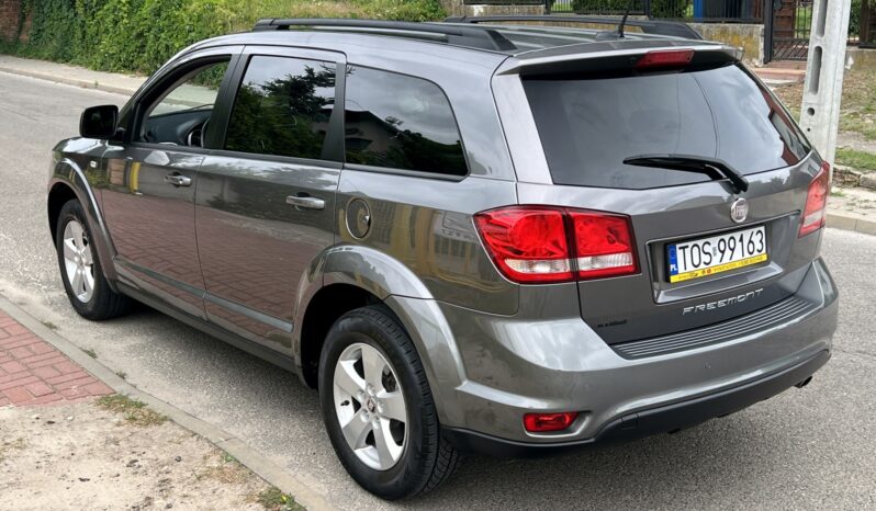 FIAT FREEMONT URBAN 2.0 M-JET 140KM FWD – 7 OSOBOWY – GRZANE FOTELE – MANUAL full