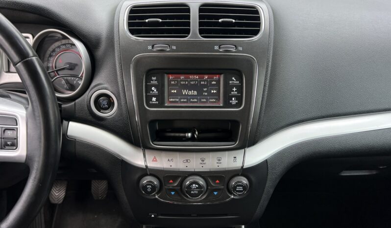 FIAT FREEMONT URBAN 2.0 M-JET 140KM FWD – 7 OSOBOWY – GRZANE FOTELE – MANUAL full