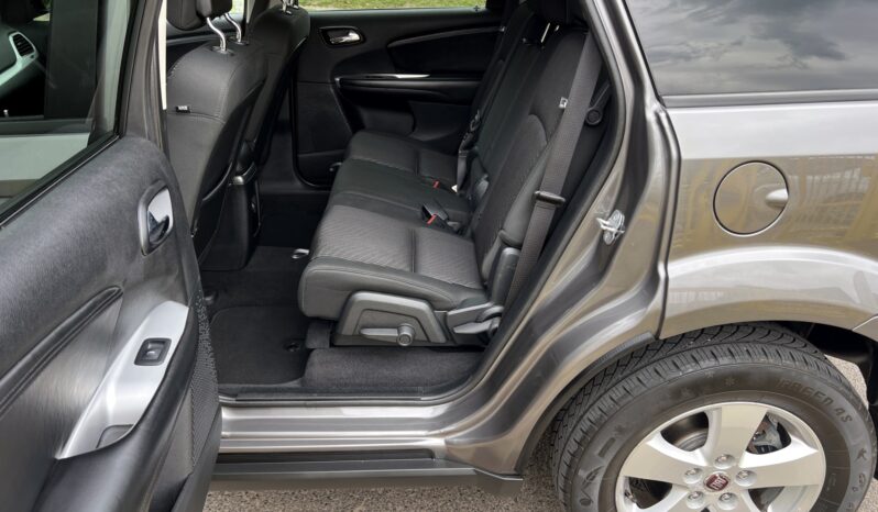 FIAT FREEMONT URBAN 2.0 M-JET 140KM FWD – 7 OSOBOWY – GRZANE FOTELE – MANUAL full