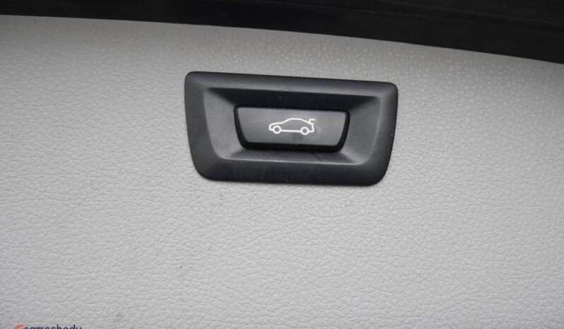 BMW Seria 3 318d DPF Edition Exclusive full