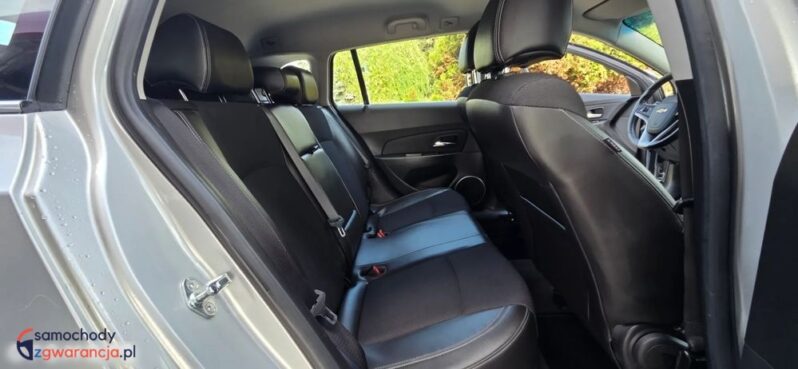 Chevrolet Cruze 1.8 LTZ full