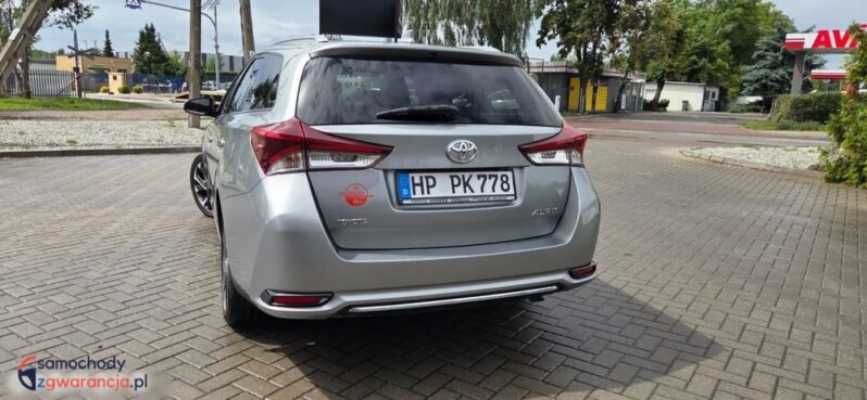 Toyota Auris 1.6 D-4D Design Edition full