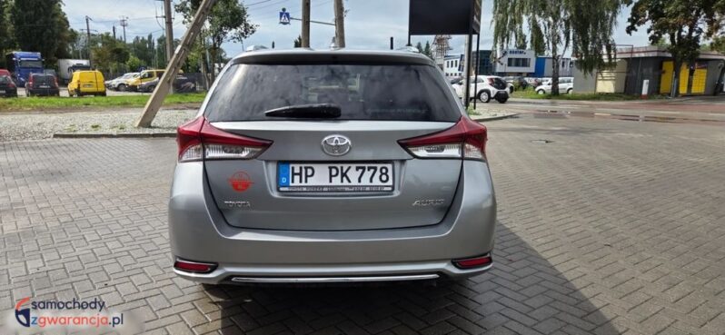 Toyota Auris 1.6 D-4D Design Edition full