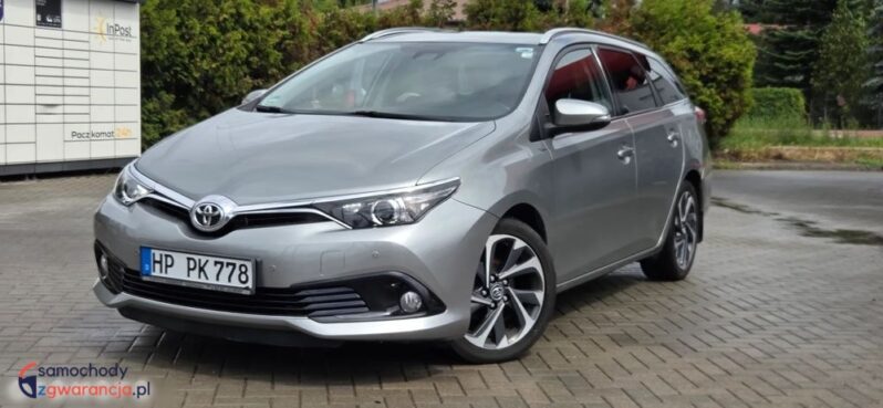 Toyota Auris 1.6 D-4D Design Edition full
