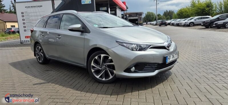 Toyota Auris 1.6 D-4D Design Edition full