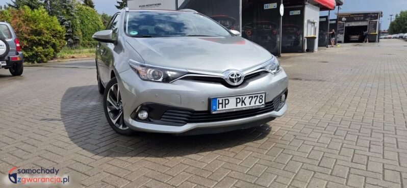 Toyota Auris 1.6 D-4D Design Edition full