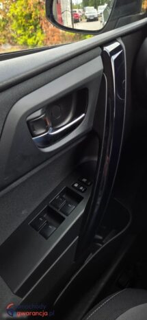 Toyota Auris 1.6 D-4D Design Edition full