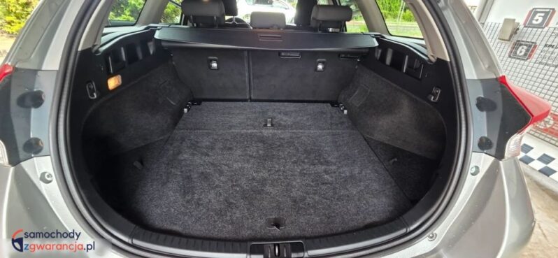 Toyota Auris 1.6 D-4D Design Edition full