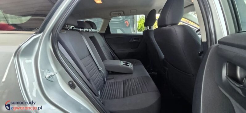 Toyota Auris 1.6 D-4D Design Edition full