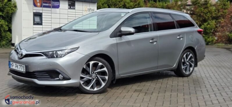 Toyota Auris 1.6 D-4D Design Edition full