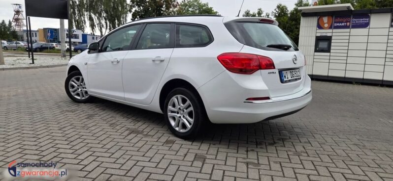 Opel Astra 1.6 Color Edition full