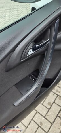 Opel Astra 1.6 Color Edition full