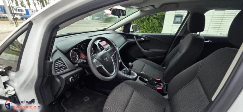 Opel Astra 1.6 Color Edition full
