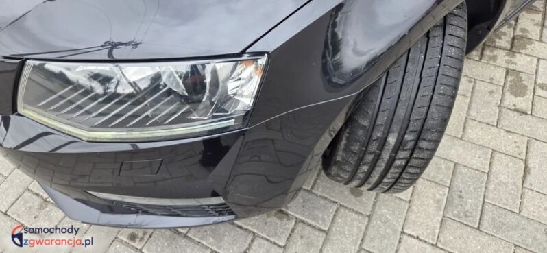 Skoda Octavia 2.0 TDI DSG RS full