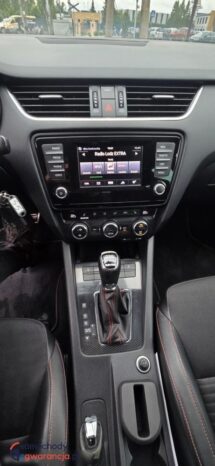 Skoda Octavia 2.0 TDI DSG RS full