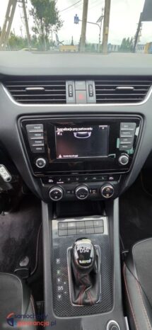 Skoda Octavia 2.0 TDI DSG RS full