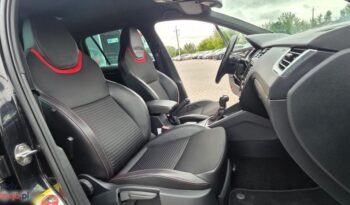 Skoda Octavia 2.0 TDI DSG RS full