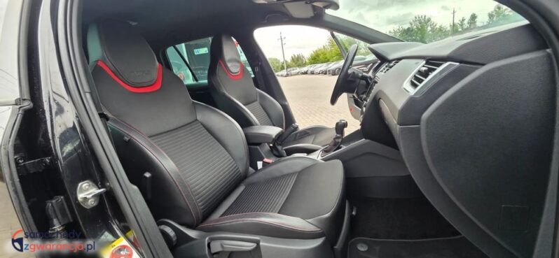Skoda Octavia 2.0 TDI DSG RS full