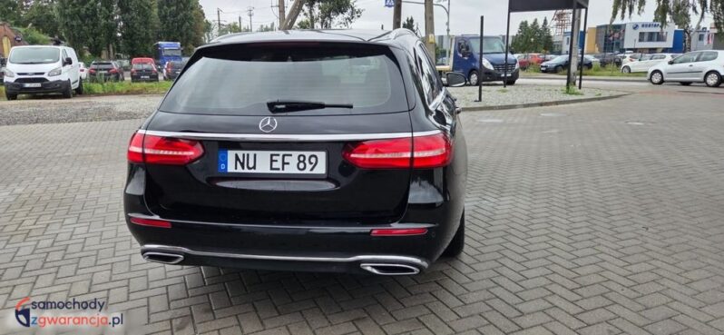 Mercedes-Benz Klasa E 220 d 9G-TRONIC full