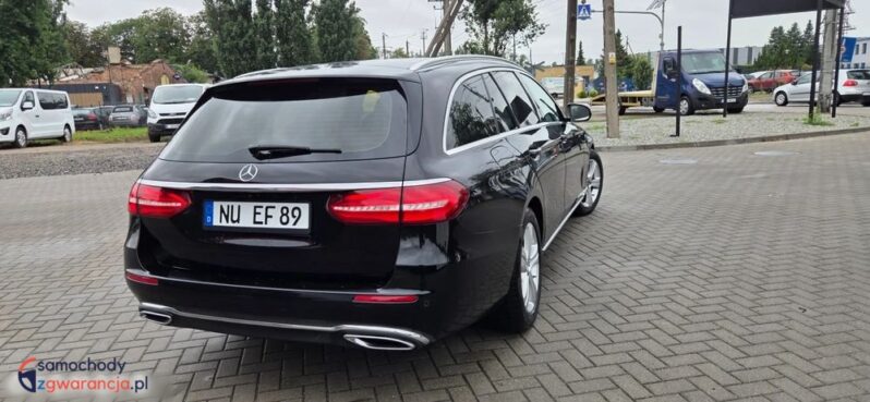 Mercedes-Benz Klasa E 220 d 9G-TRONIC full