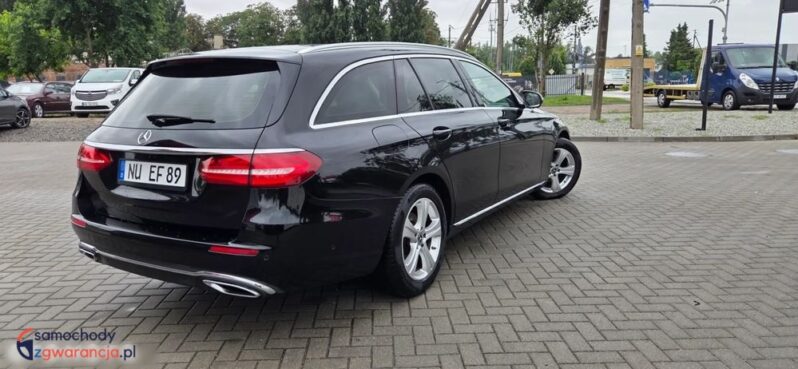 Mercedes-Benz Klasa E 220 d 9G-TRONIC full