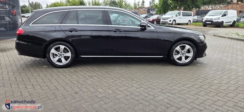 Mercedes-Benz Klasa E 220 d 9G-TRONIC full