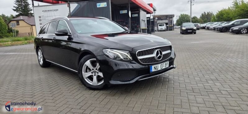 Mercedes-Benz Klasa E 220 d 9G-TRONIC full