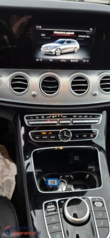 Mercedes-Benz Klasa E 220 d 9G-TRONIC full