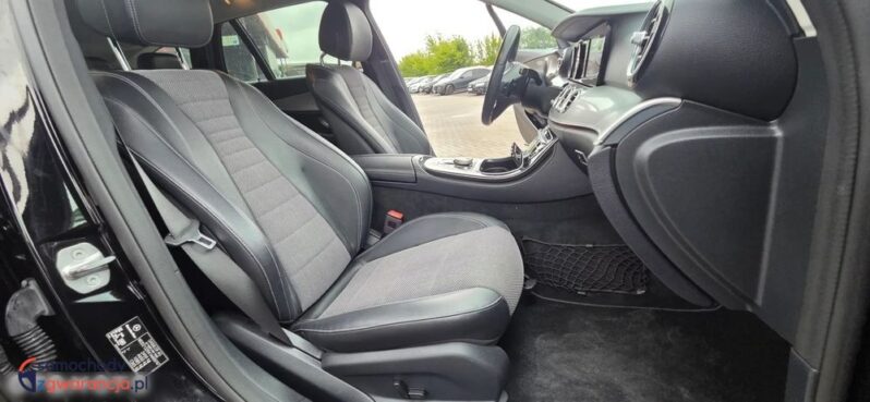 Mercedes-Benz Klasa E 220 d 9G-TRONIC full