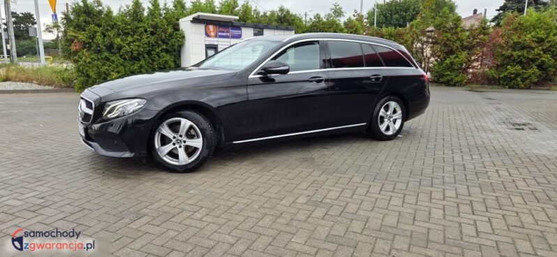 Mercedes-Benz Klasa E 220 d 9G-TRONIC full
