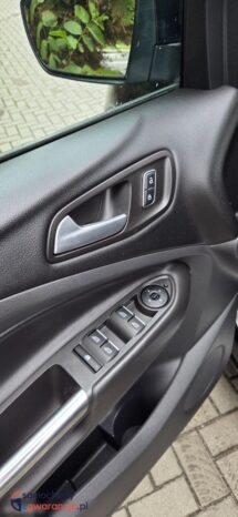 Ford Kuga 2.0 TDCi 2×4 Titanium full