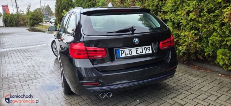BMW Seria 3 320d Edition Luxury Line Purity full