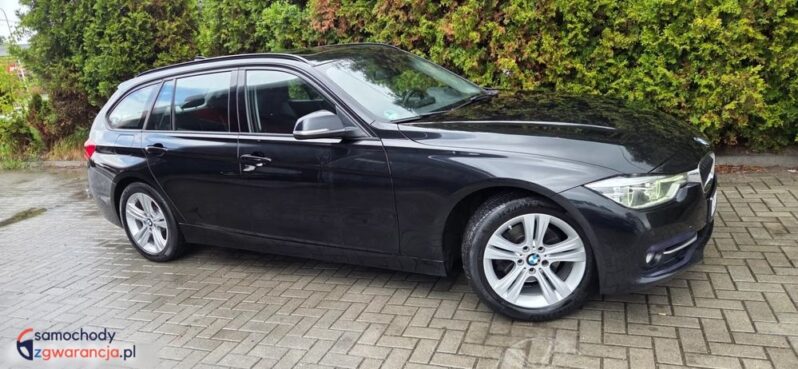 BMW Seria 3 320d Edition Luxury Line Purity full