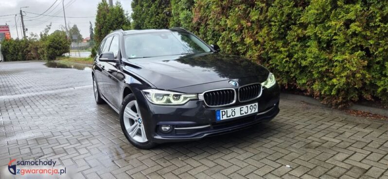 BMW Seria 3 320d Edition Luxury Line Purity full
