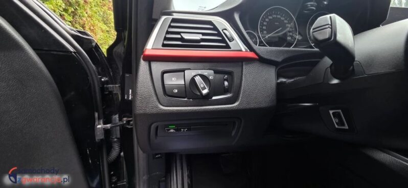 BMW Seria 3 320d Edition Luxury Line Purity full