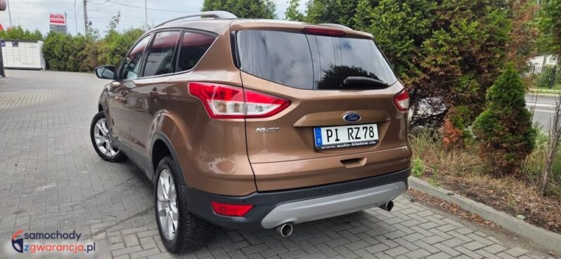 Ford Kuga 2.0 TDCi 2×4 Titanium full