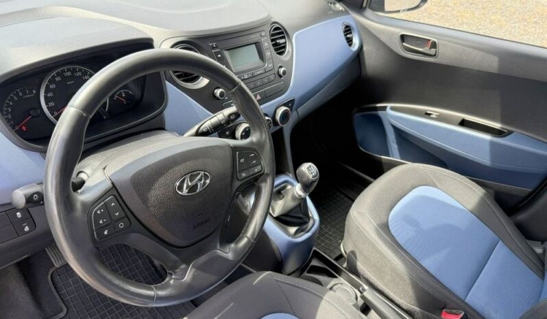 Hyundai i10 full