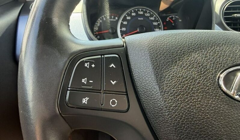Hyundai i10 full