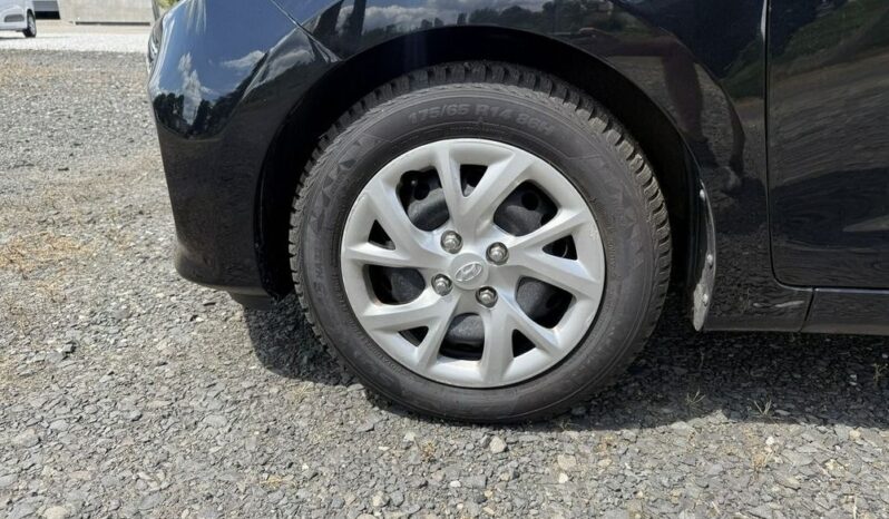 Hyundai i10 full