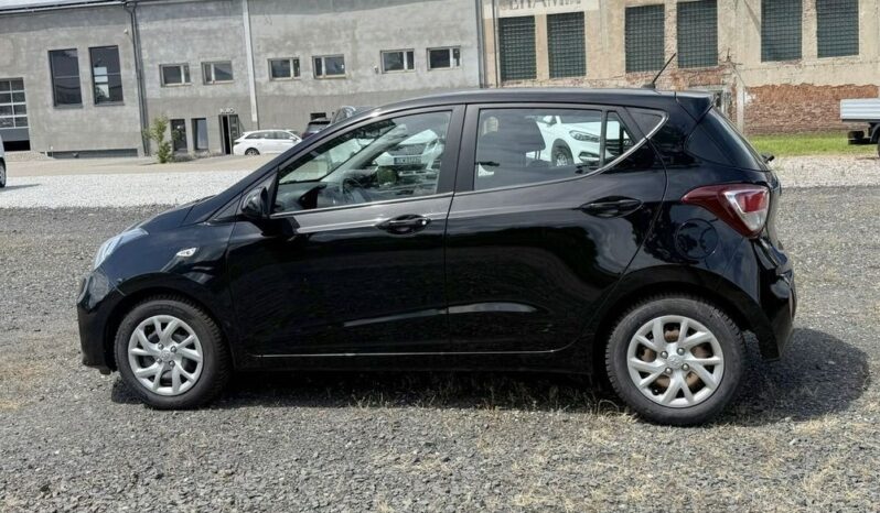 Hyundai i10 full