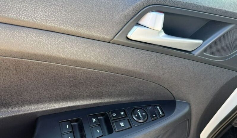 Hyundai Tucson blue 1.7 CRDi 2WD Style full