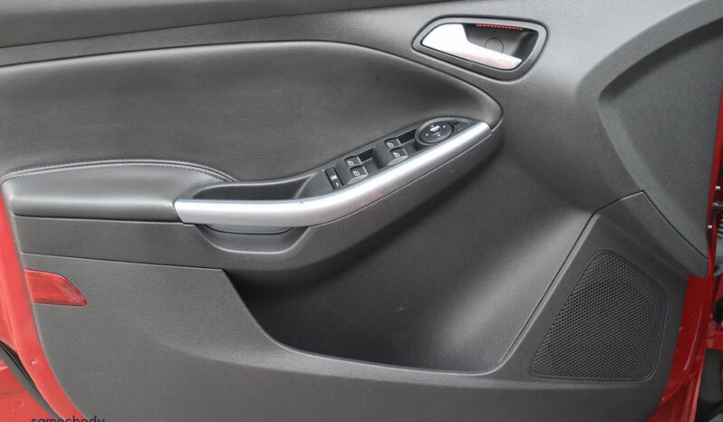 Ford Focus 1.6 EcoBoost Start-Stopp-System Titanium full