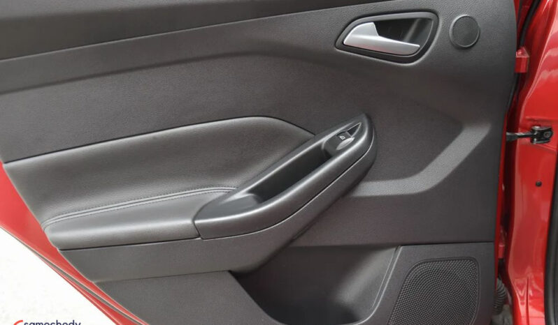 Ford Focus 1.6 EcoBoost Start-Stopp-System Titanium full