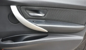 BMW Seria 3 318d Blue Performance Sport Line full